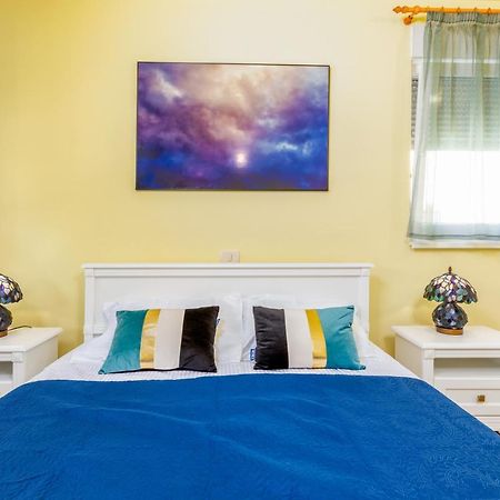 Apartmani Monte Pula Exteriér fotografie