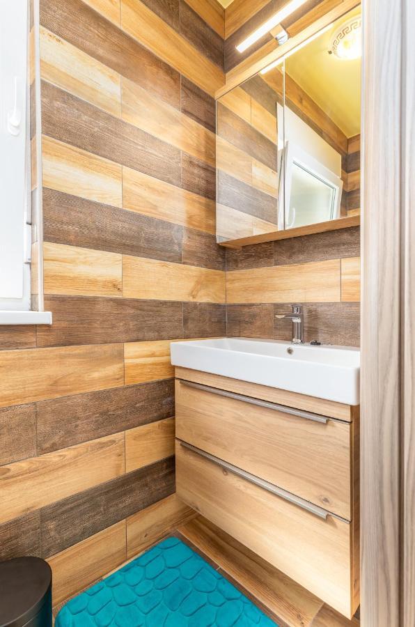 Apartmani Monte Pula Exteriér fotografie
