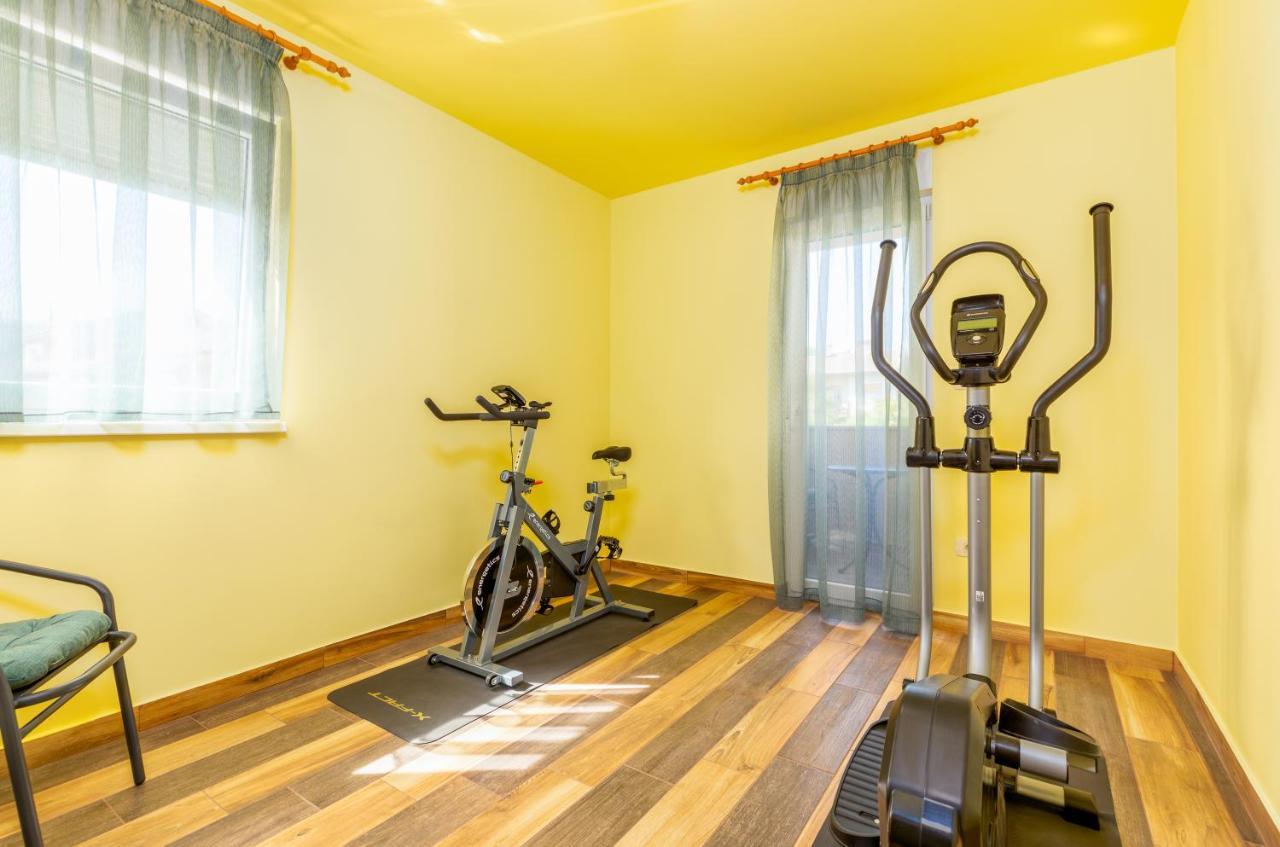 Apartmani Monte Pula Exteriér fotografie