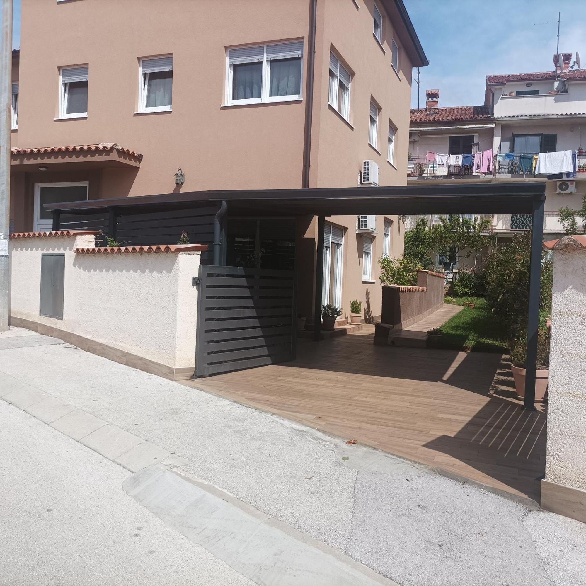 Apartmani Monte Pula Pokoj fotografie